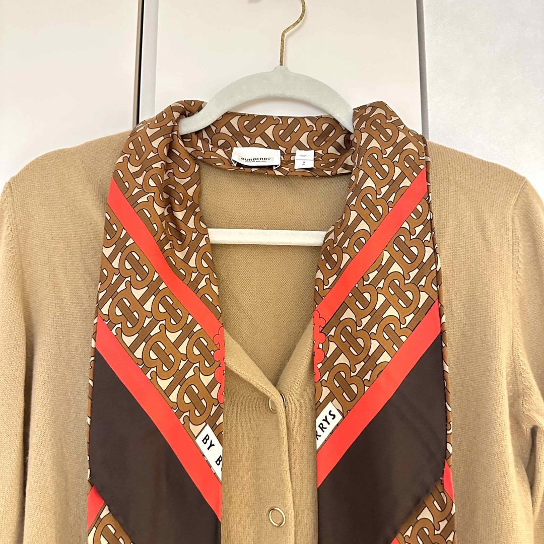 美品Burberry スカーフ付きカシミヤ カーディガン