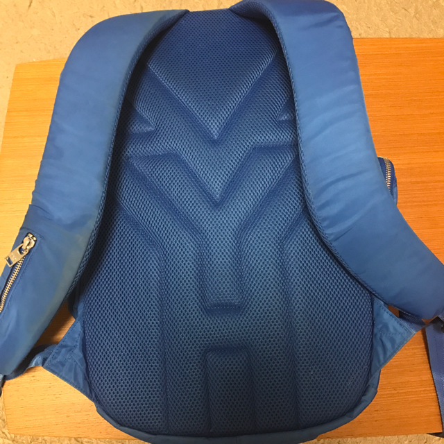 Y-3(ワイスリー)の《ちひろ様専用》Y-3 ロゴリュック メンズのバッグ(バッグパック/リュック)の商品写真