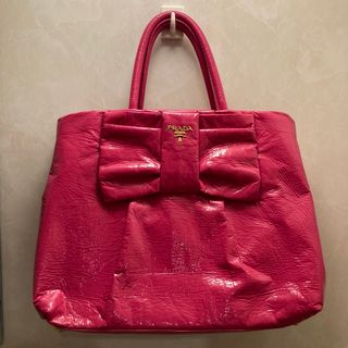 プラダ(PRADA)の美品　プラダ　トート　ピンク　エナメル(トートバッグ)