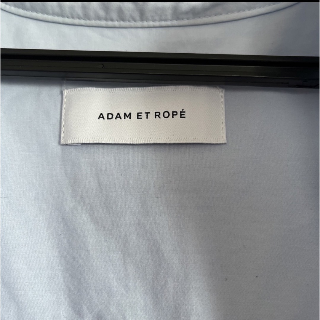 Adam et Rope'(アダムエロぺ)のアダムエロペ　ブラウス　ブルー レディースのトップス(シャツ/ブラウス(半袖/袖なし))の商品写真