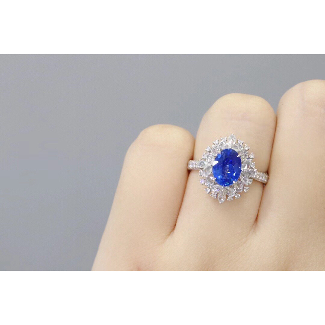 天然 ロイヤルブルーサファイア ダイヤ リング1.86ct k18 fダイヤモンド