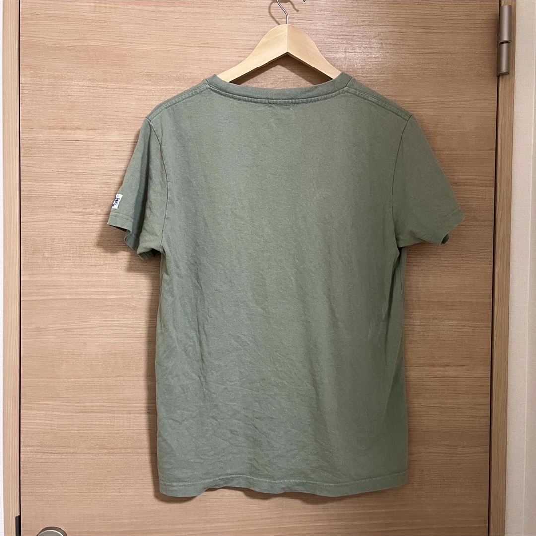 TES  カーキ　ワンポイント刺繍Tシャツ メンズのトップス(Tシャツ/カットソー(半袖/袖なし))の商品写真