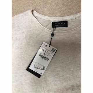 ZARA トップス未使用。Mサイズ (ニット/セーター)