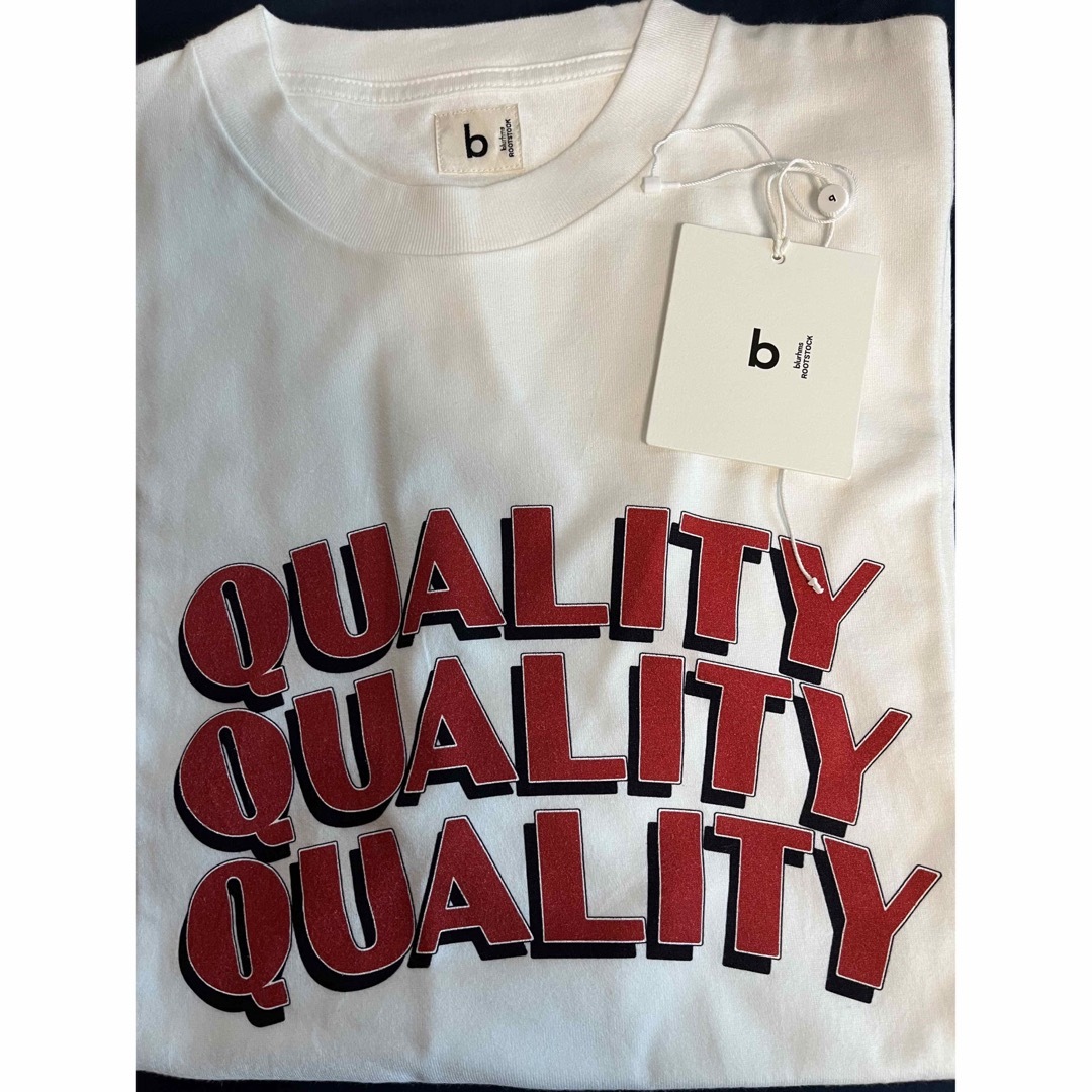 新品 NIKE EQUALITY Tシャツ ブラックゴールド