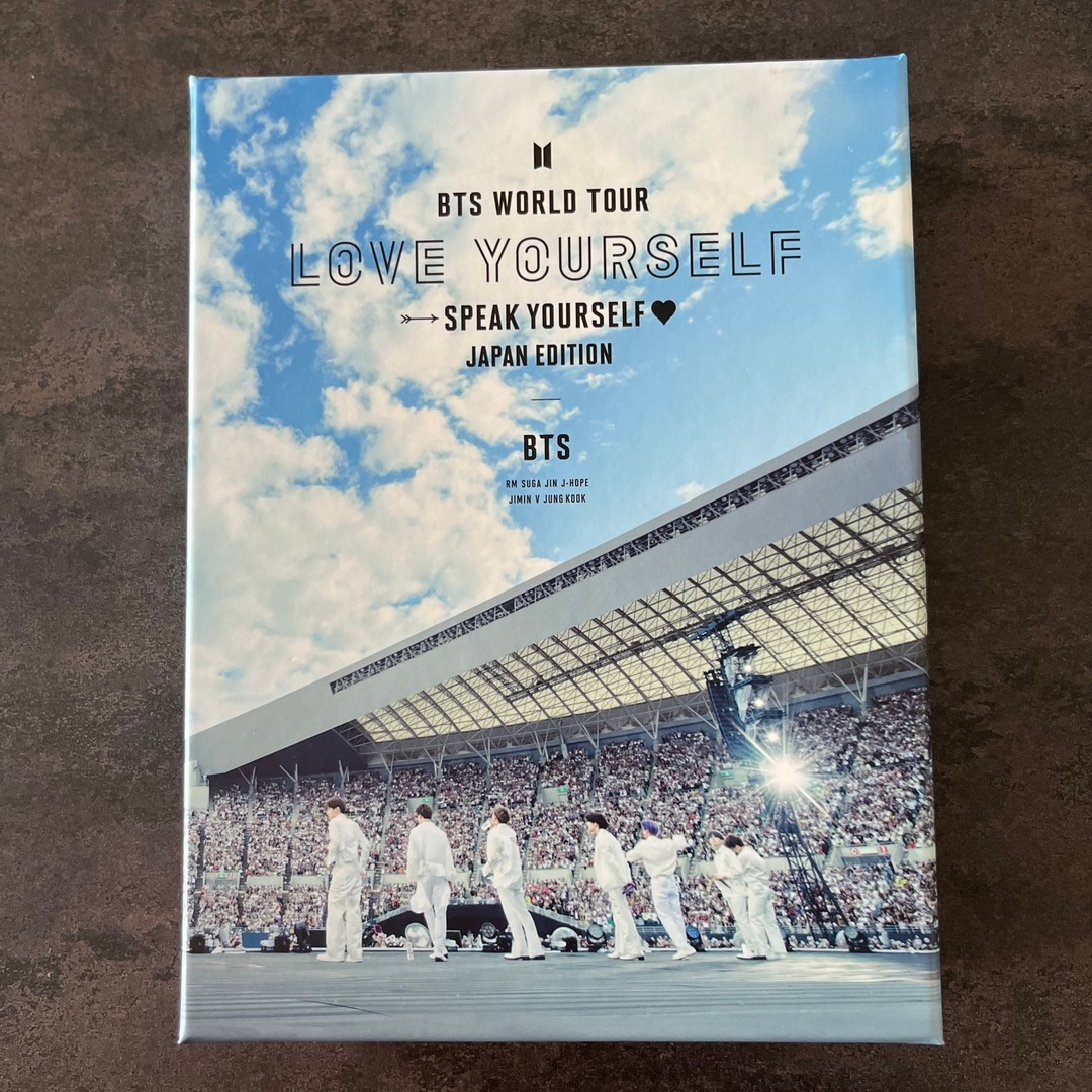 BTS LOVE YOURSELF JAPAN 初回限定盤  Blu-ray エンタメ/ホビーのDVD/ブルーレイ(韓国/アジア映画)の商品写真