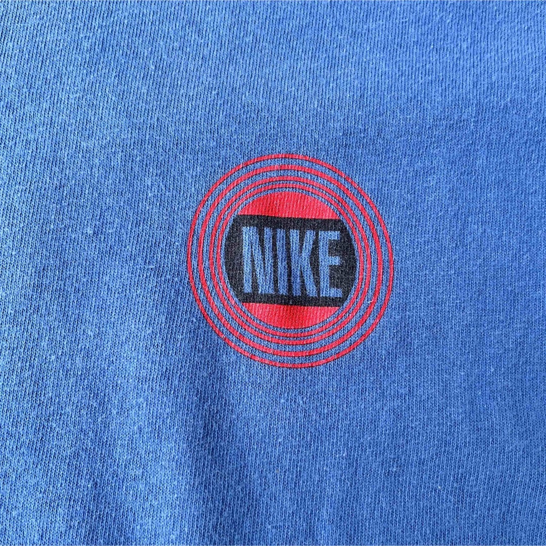 NIKE(ナイキ)の【ヴィンテージ】90s〜 NIKE スウォッシュロゴ プリントTシャツ USA製 レディースのトップス(Tシャツ(半袖/袖なし))の商品写真