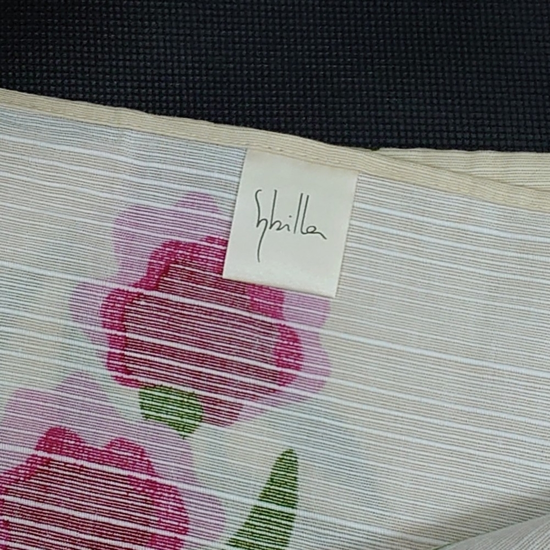 Sybilla(シビラ)のSybilla 風呂敷  約 58 ✕  58センチ レディースのファッション小物(その他)の商品写真