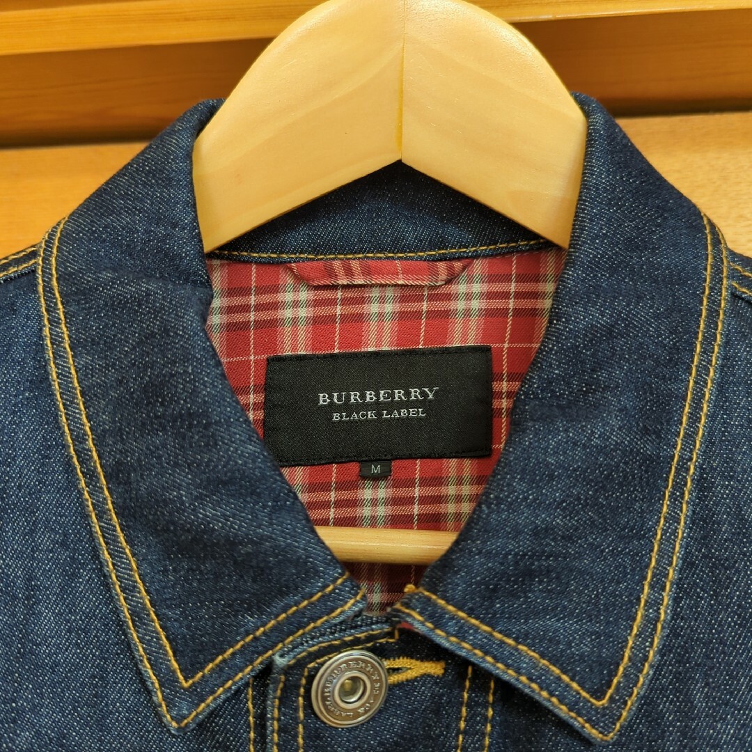 BURBERRY BLACK LABEL(バーバリーブラックレーベル)のBURBERRY BLACK LABEL Gジャン M 赤ノヴァ 美品 メンズのジャケット/アウター(Gジャン/デニムジャケット)の商品写真