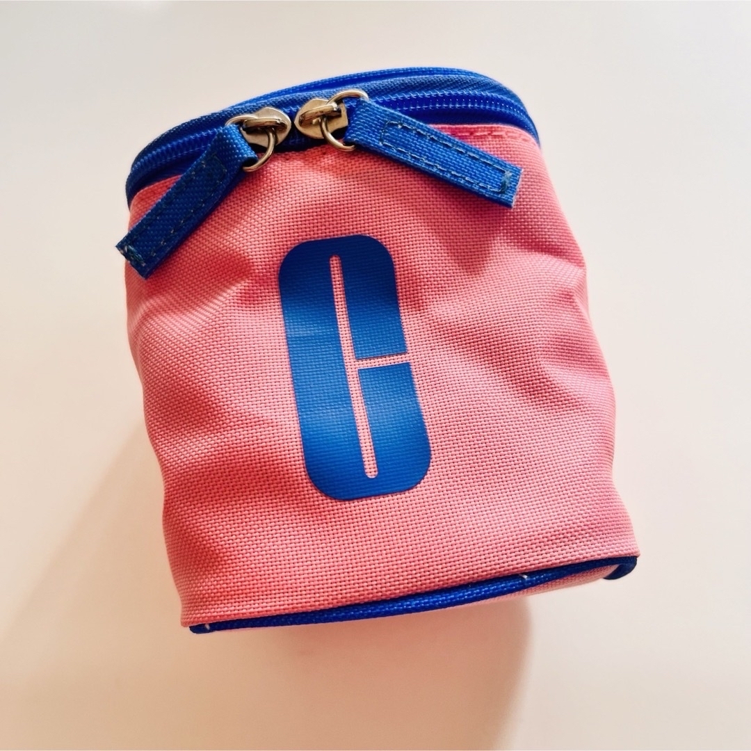 CLINIQUE(クリニーク)のショルダーバッグ・化粧ポーチ×2・化粧水・コットン レディースのバッグ(ショルダーバッグ)の商品写真