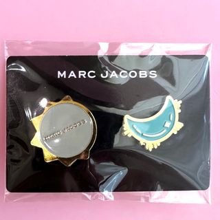 マークジェイコブス(MARC JACOBS)の非売品　MARCJACOBS ピンバッジ(ノベルティグッズ)