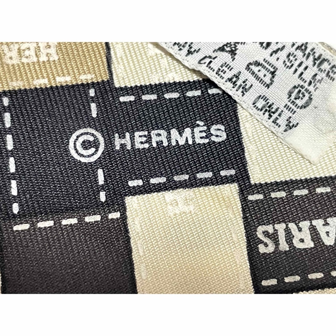 人気□HERMES エルメス スカーフ ツイリー ボルデュック柄 モノトーン