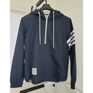 トムブラウン(THOM BROWNE)の【極美品】トムブラウン Thom Browne 4bar ナイロンパーカー　38(ナイロンジャケット)