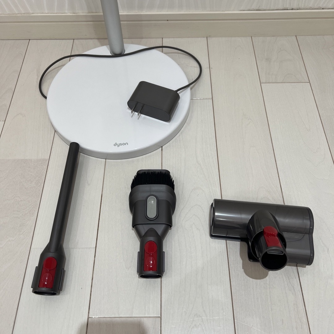 Dyson(ダイソン)の✩ Dyson Digital Slim Fluffy専用 オプション品 ✩値下 スマホ/家電/カメラの生活家電(掃除機)の商品写真