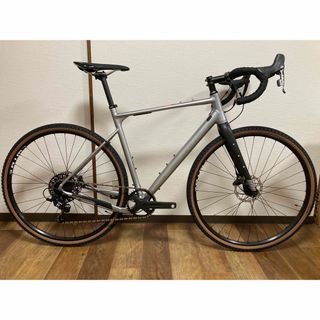 フジバイクス(FUJI BIKES)の美車！未使用品 FUJI JARI1.3 グラベルロード 油圧ディスク(自転車本体)