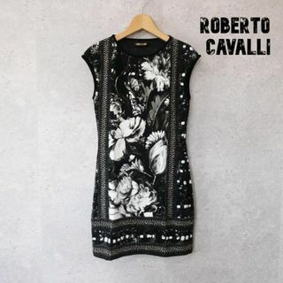 roberto cavalliロベルトカヴァリ　ワンピース⑦   総柄　38