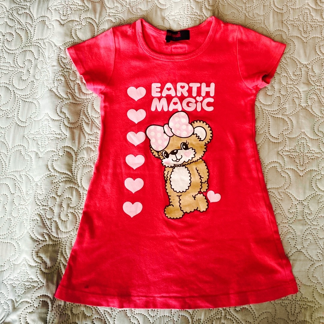 EARTHMAGIC(アースマジック)のアースマジック　ワンピース　120 キッズ/ベビー/マタニティのキッズ服女の子用(90cm~)(ワンピース)の商品写真