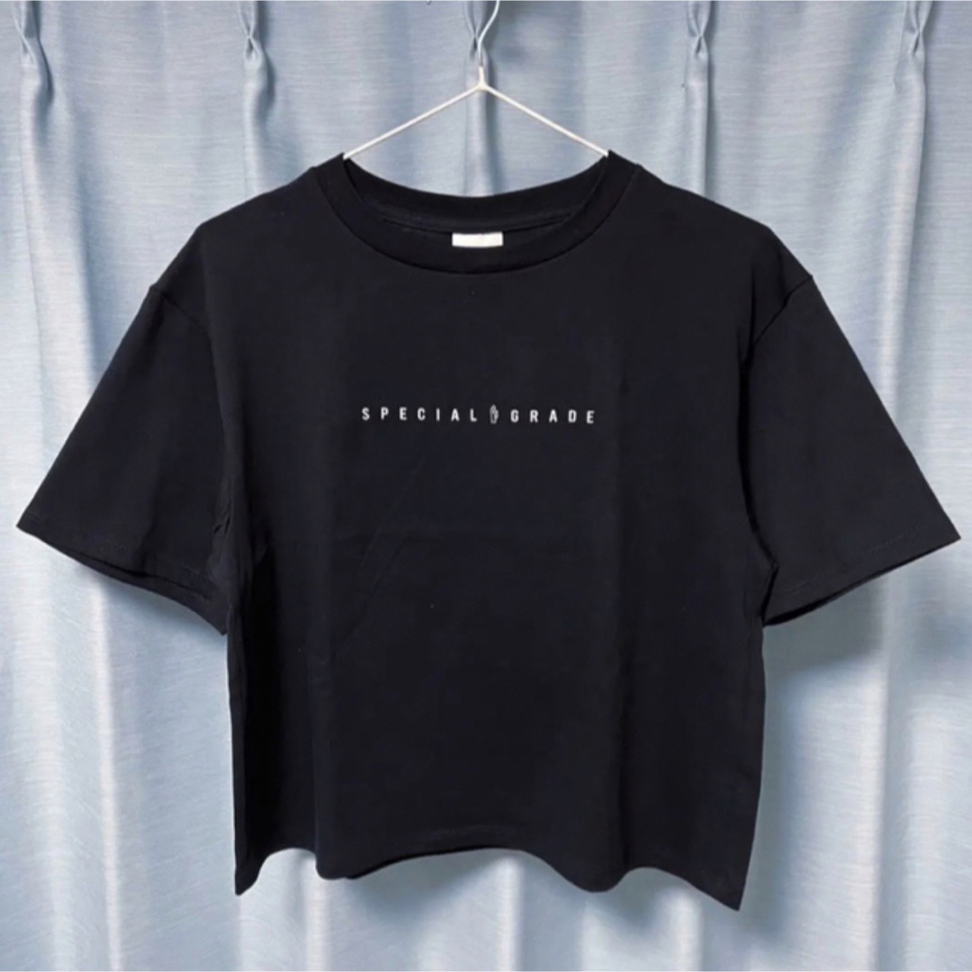 GU(ジーユー)のGU 呪術廻戦 グラフィックT 五条悟 半袖 ブラック M レディースのトップス(Tシャツ(半袖/袖なし))の商品写真