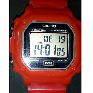 カシオ(CASIO)のCASIO　F-108　レッド(腕時計(デジタル))