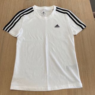 アディダス(adidas)のadidas 半袖(Tシャツ(半袖/袖なし))