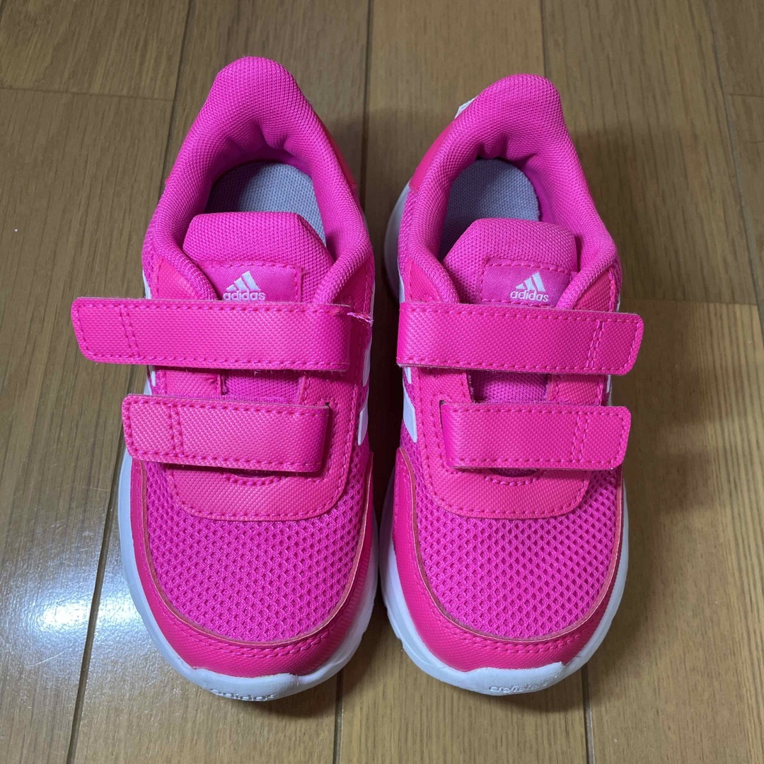 adidas(アディダス)のadidas 15cm スニーカー　ピンク キッズ/ベビー/マタニティのキッズ靴/シューズ(15cm~)(スニーカー)の商品写真