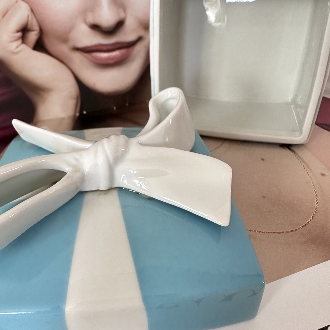 大きいサイズTiffany&Co.陶器ブルーボックス小物入れ 大きいサイズTiffany&Co.陶器ブルーボックス小物入れ