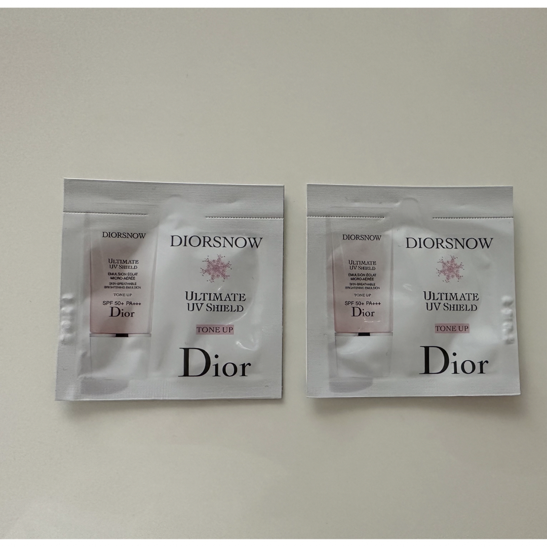 Dior(ディオール)のディオール スノー UVシールド トーンアップ  コスメ/美容のベースメイク/化粧品(化粧下地)の商品写真