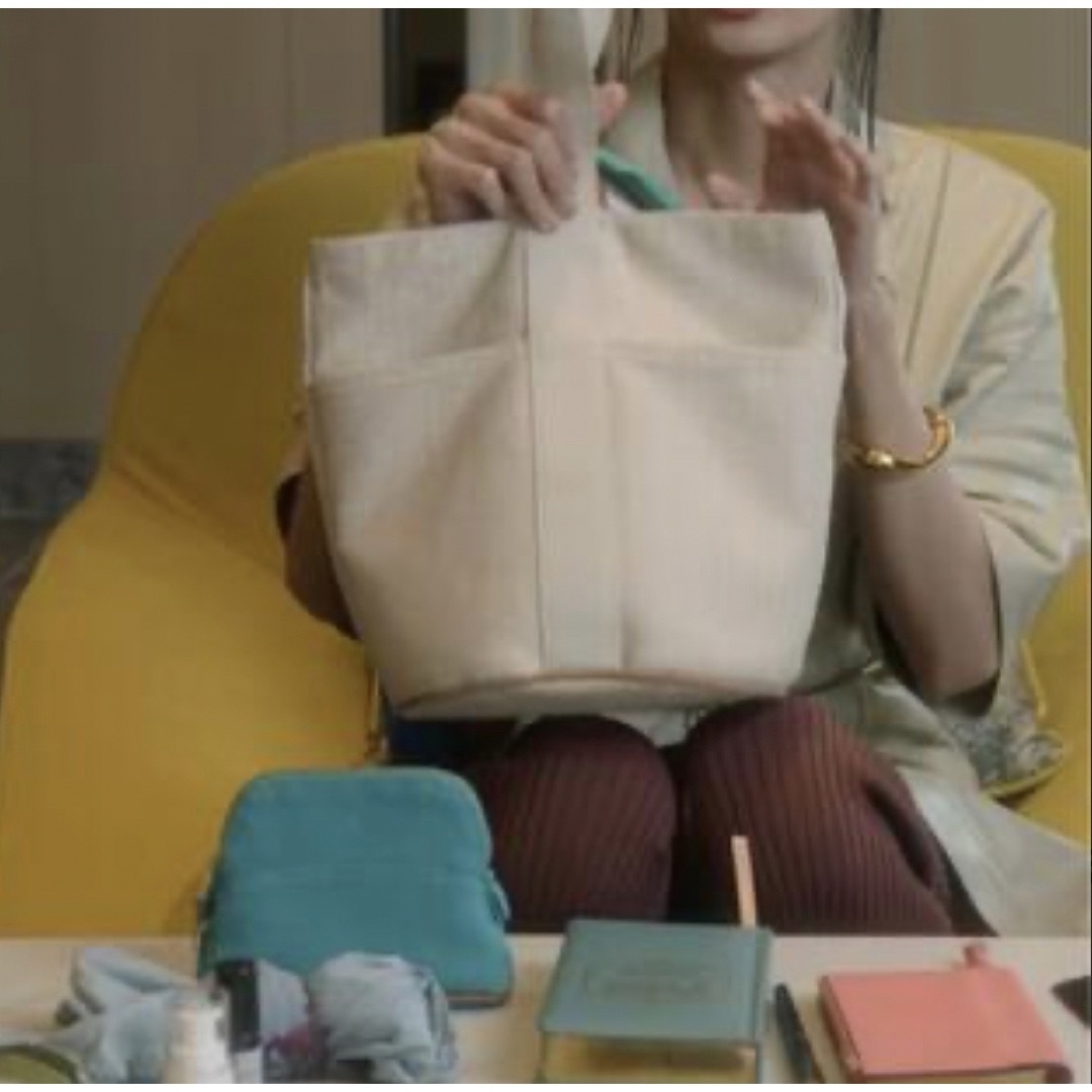 Hermes - HERMES エルメス サクソー バッグ アイボリー×ブラック MMの