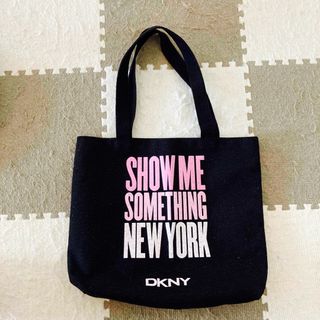 ダナキャランニューヨーク(DKNY)のDKNY  トートバッグ　黒　ロゴ(トートバッグ)