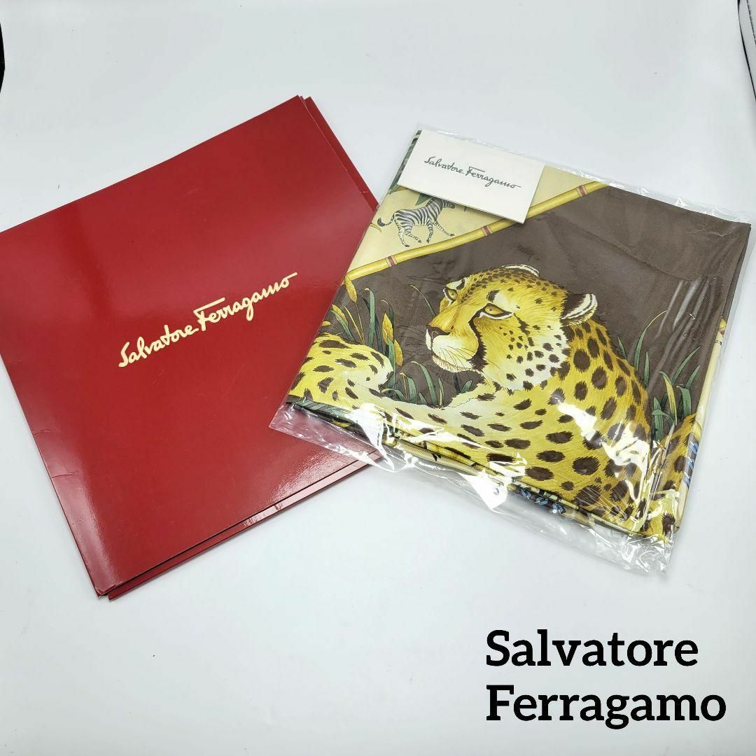 【新品】Ferragamo 87×87 スカーフ パンサー シルク100％