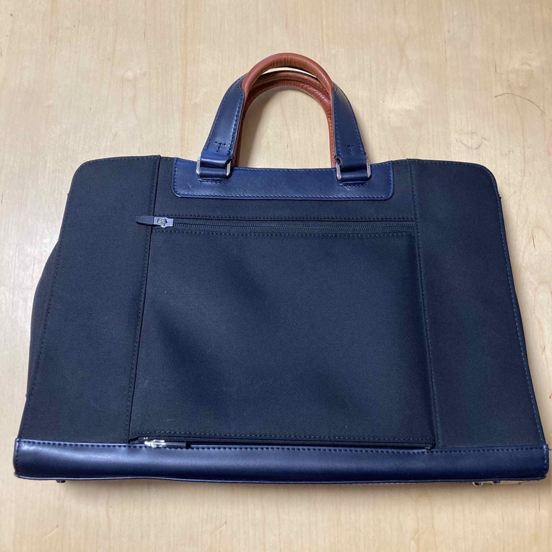 TAKEO KIKUCHI(タケオキクチ)の美品TAKEOKIKUCHIビジネスバッグ✳︎2way　メンズ　営業　スーツ　 メンズのバッグ(ビジネスバッグ)の商品写真