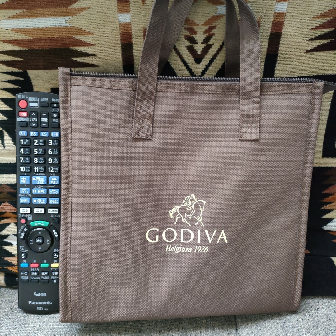 GODIVA(ゴディバ)のGODIVA　ゴディバ　保冷バッグ　クーラーバッグ　2つ レディースのバッグ(エコバッグ)の商品写真