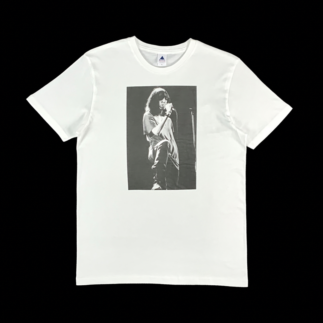 新品 パティスミス アートロック NY ニューヨーク パンク クイーン Tシャツ メンズのトップス(Tシャツ/カットソー(半袖/袖なし))の商品写真