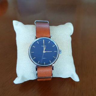 タイメックス(TIMEX)のTIMEX  腕時計　茶x紺　革ベルト(腕時計(アナログ))