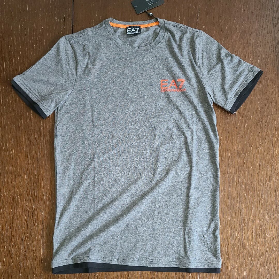 値下げ！ARMANI 新品Tシャツ