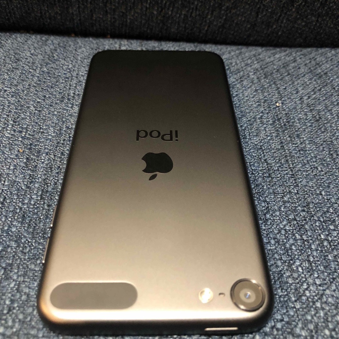 iPod touch(アイポッドタッチ)の Apple ipod touch 第7世代 128GB スペースグレイ スマホ/家電/カメラのスマートフォン/携帯電話(スマートフォン本体)の商品写真