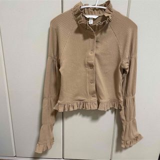 エイチアンドエム(H&M)のトップス　ベージュ xs 小さめ h&m(シャツ/ブラウス(長袖/七分))