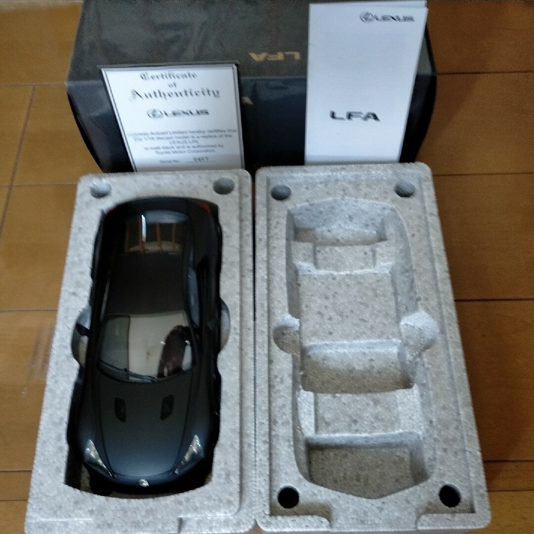 絶版　オートアート　LFA　 レクサス　1/18　マットブラック