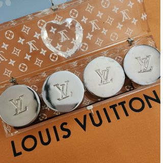 ルイヴィトン(LOUIS VUITTON)のルイヴィトン　ノベルティー　アロマキャンドル空き缶　お1つ＋ショップ袋(ノベルティグッズ)