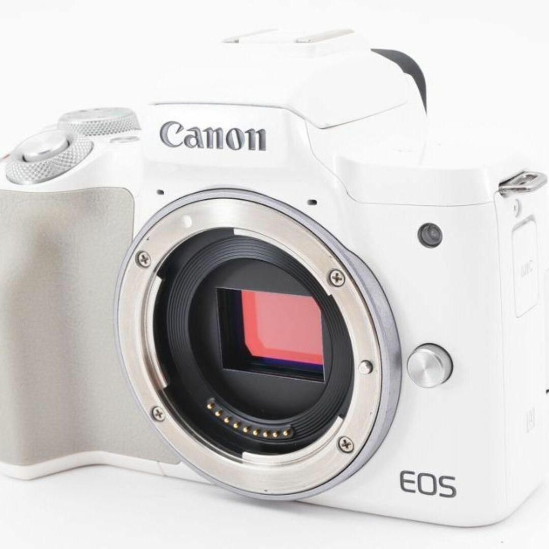 大放出セール】 ☆完動品・極美品☆Canon Eos Kiss M ダブルズーム