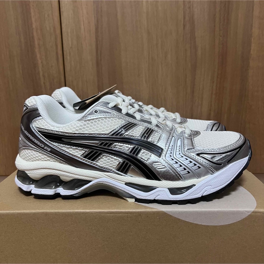 asics(アシックス)のASICS GEL-KAYANO 14 アシックス ゲルカヤノ 26.5cm メンズの靴/シューズ(スニーカー)の商品写真