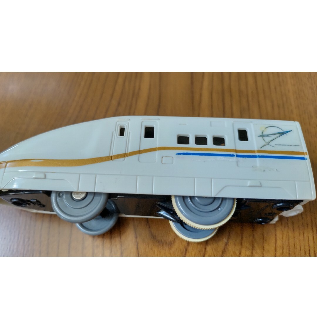 Takara Tomy(タカラトミー)のプラレール車両E7系 キッズ/ベビー/マタニティのおもちゃ(電車のおもちゃ/車)の商品写真