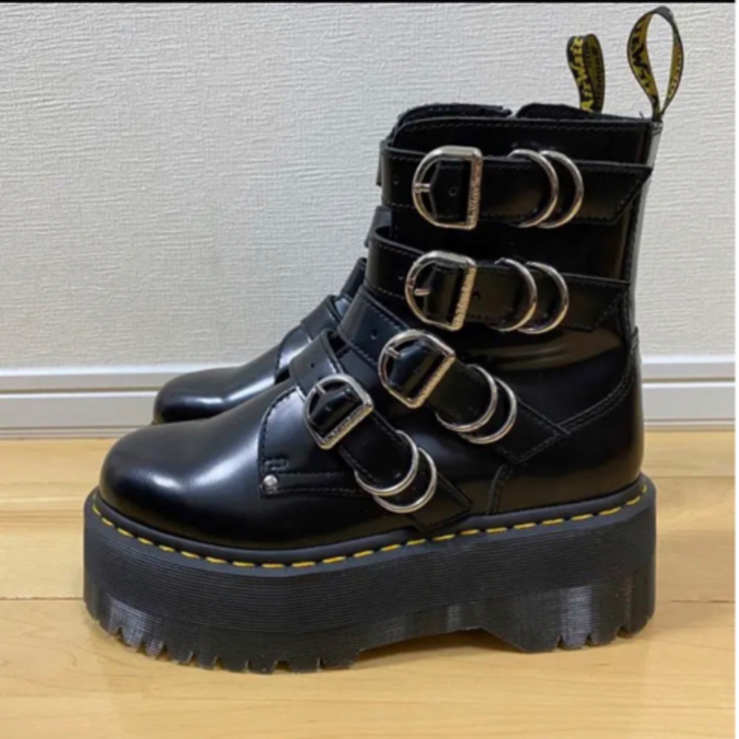 Dr.Martens(ドクターマーチン)の【値下】⭐︎Dr.Martens⭐︎Jadon Max HDW エンジニアブーツ レディースの靴/シューズ(ブーツ)の商品写真