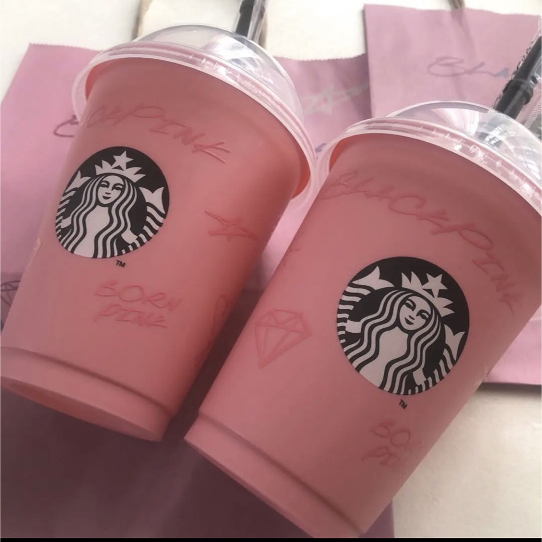 Starbucks Coffee(スターバックスコーヒー)の【BLACKPINK×STARBACKS 】リユーザブルカップ 海外限定 スタバ エンタメ/ホビーのタレントグッズ(女性タレント)の商品写真