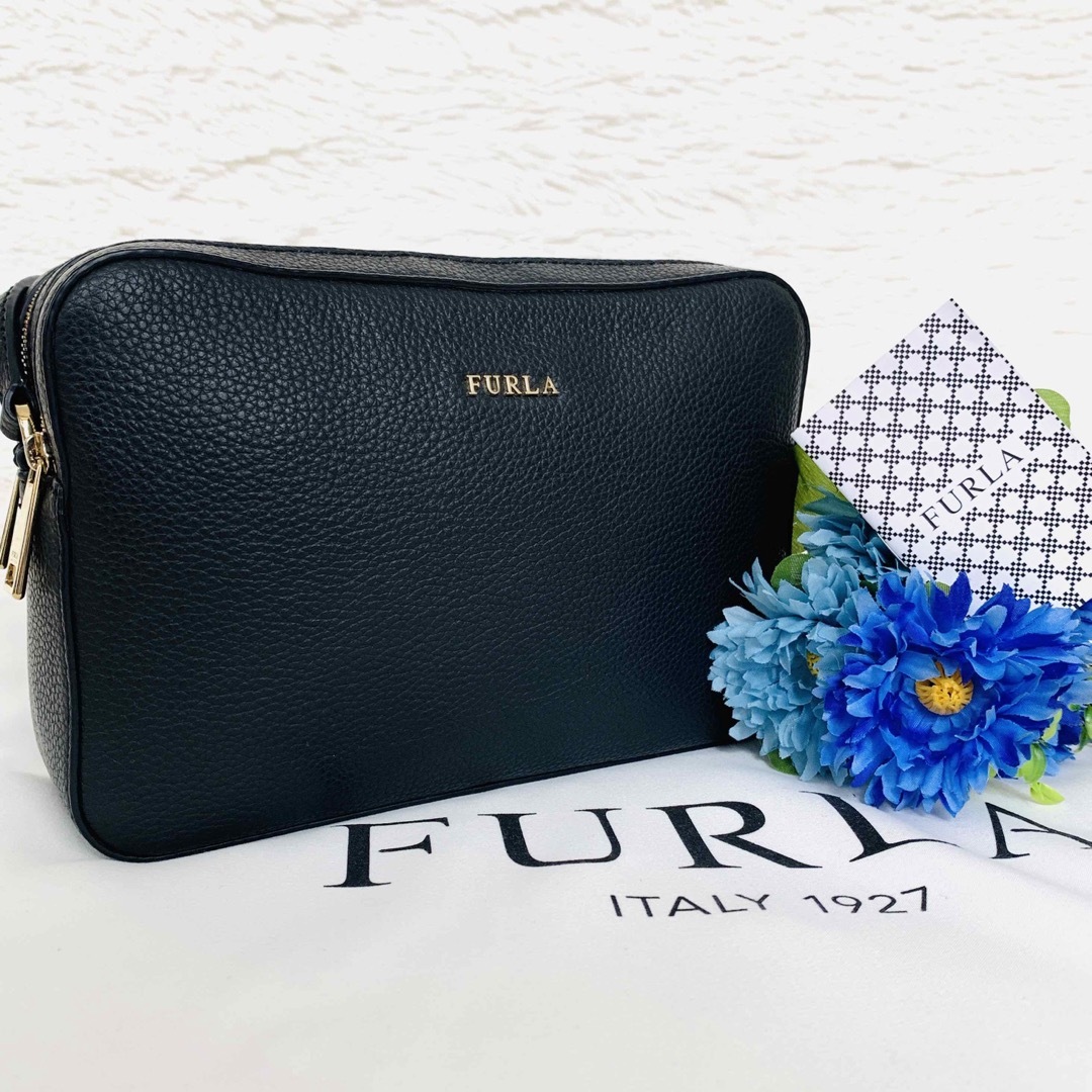 未使用級☆フルラ ショルダーバッグ リリー ダブルジップ XL ブラック