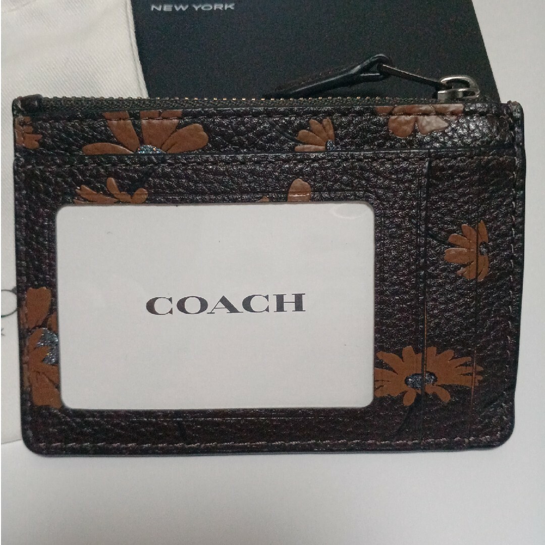 COACH(コーチ)のミニ スキニー ID ケース・フローラル プリント レディースのファッション小物(パスケース/IDカードホルダー)の商品写真