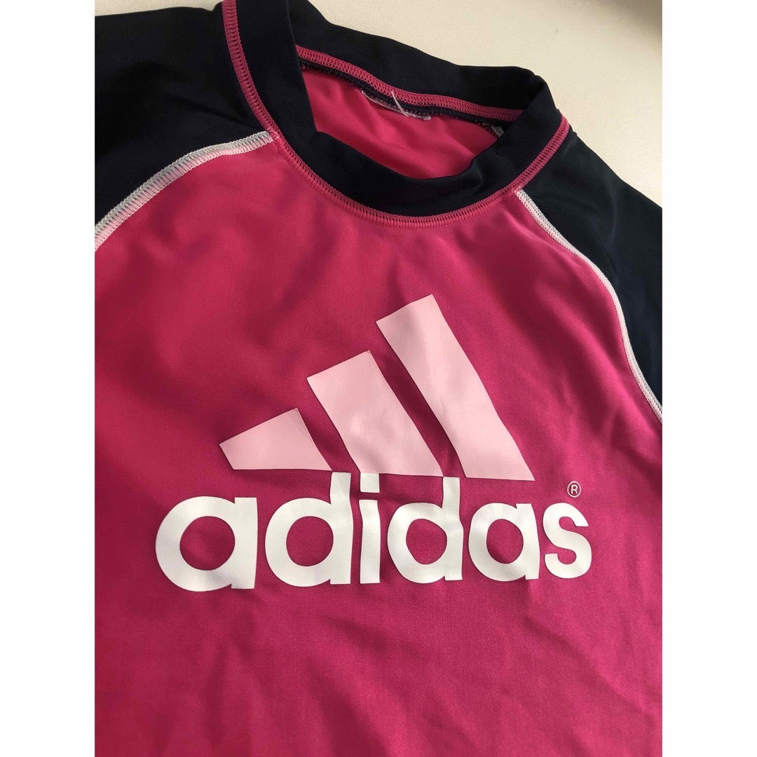 adidas(アディダス)のラッシュガード　アディダス　130 キッズ/ベビー/マタニティのキッズ服男の子用(90cm~)(水着)の商品写真