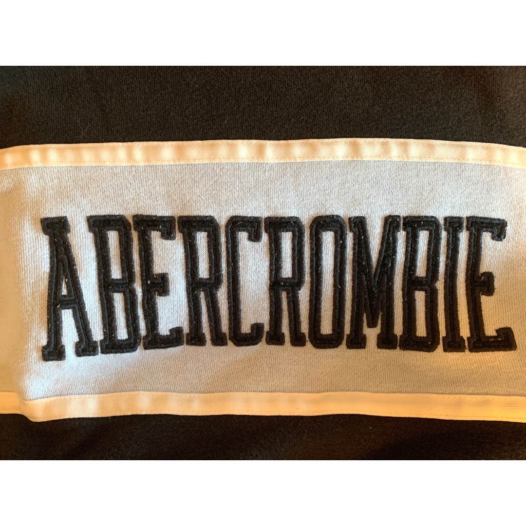 Abercrombie&Fitch(アバクロンビーアンドフィッチ)の【美品】Abercrombie&Fitch★アバクロ トレーナー 最終値下げ！ メンズのトップス(スウェット)の商品写真