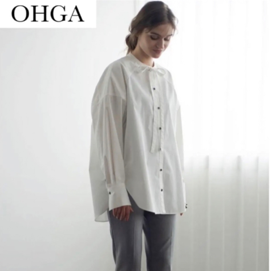 新品未使用　OHGA ボタンブラウス