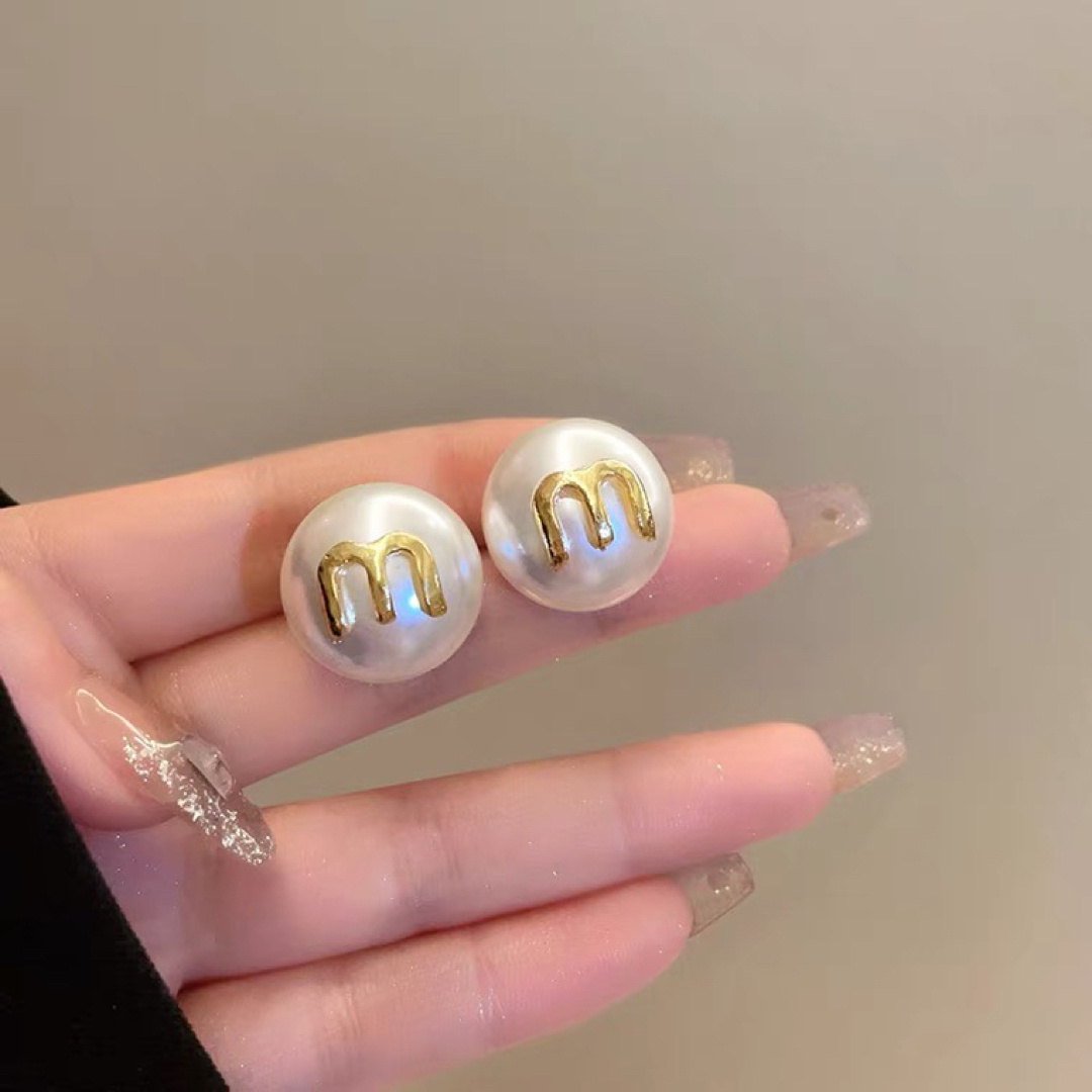 MIU MIU - ゆさ様正規品miumiuベロアパールシュシュ赤