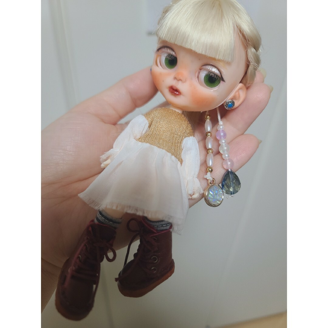 ポップマートブライス カスタム ストロベリードレスドールの通販 ポップマートブライス カスタム ストロベリードレスドールの通販